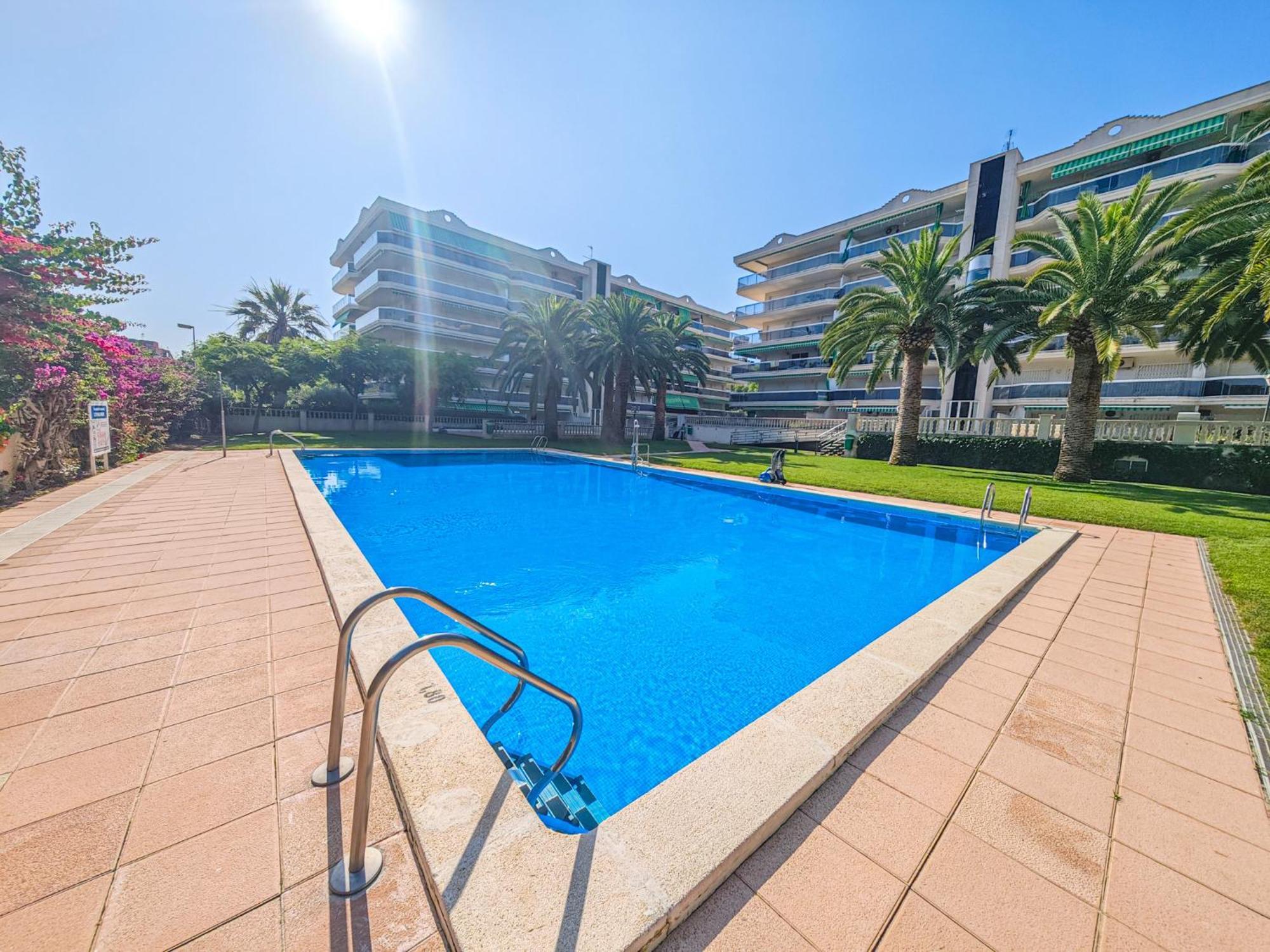 Litoral Costa Dorada - Living Park Only Families