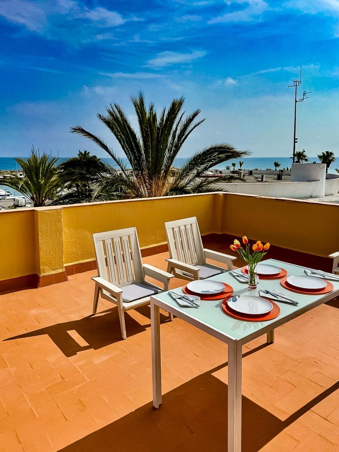 Apartbeach Atico Y Vistas Club Nautico *