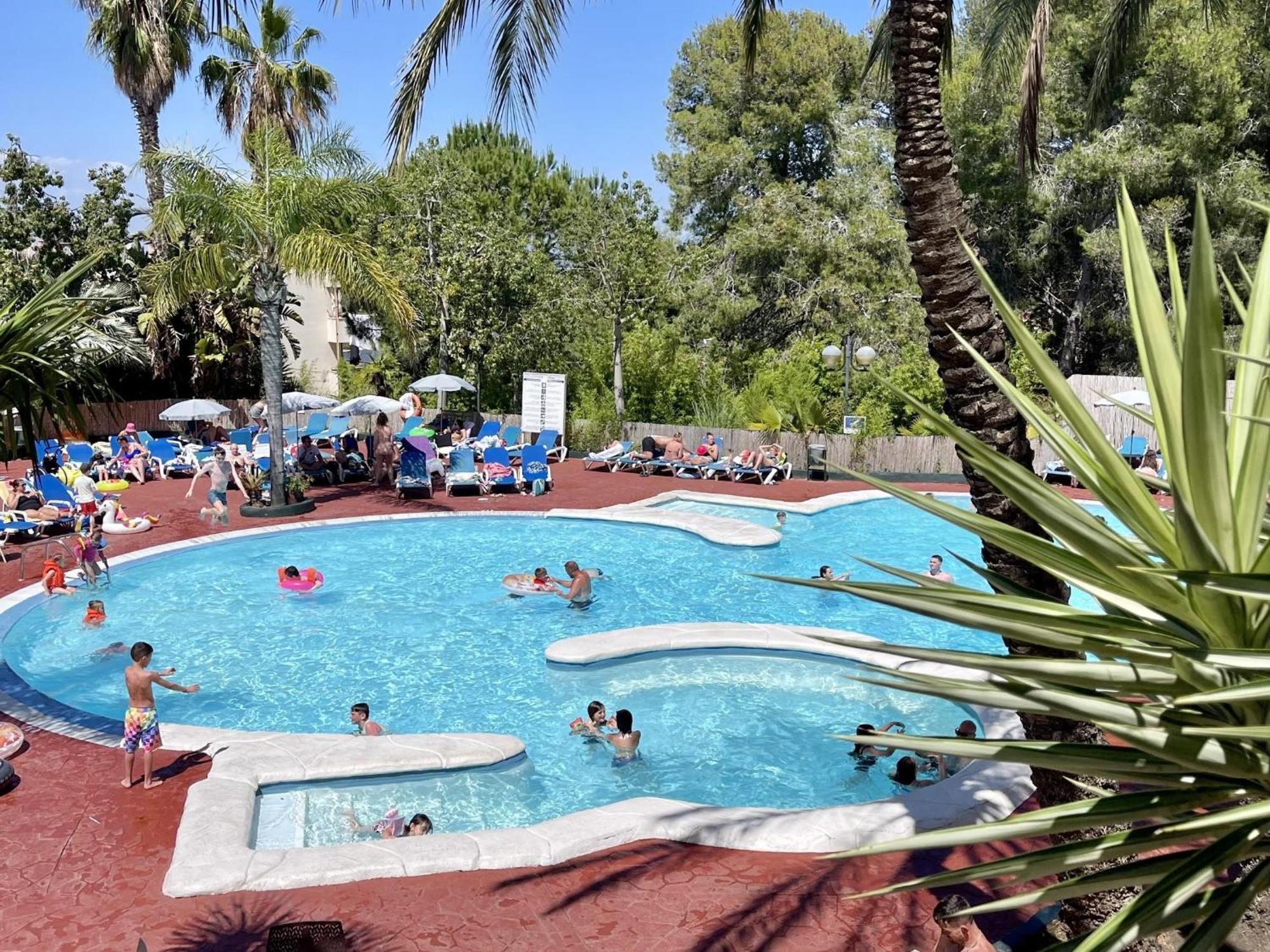 Festival Village 2 Y Piscinas Apartamento