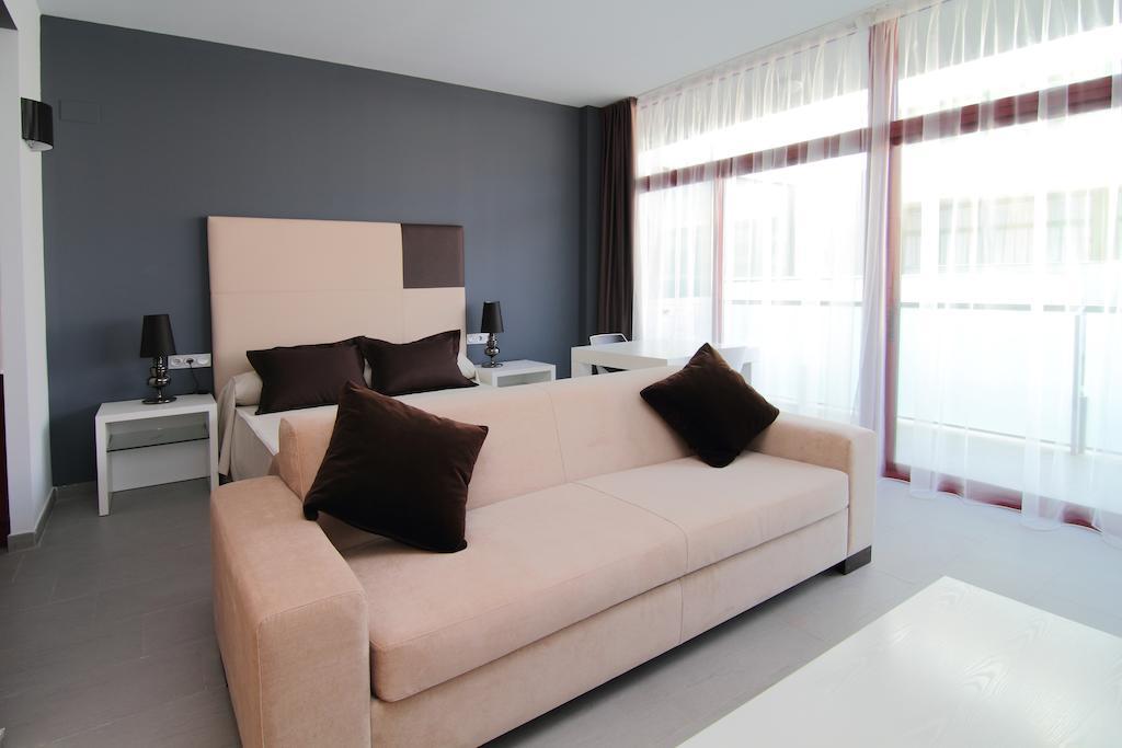 Aparthotel Four Elements 4*