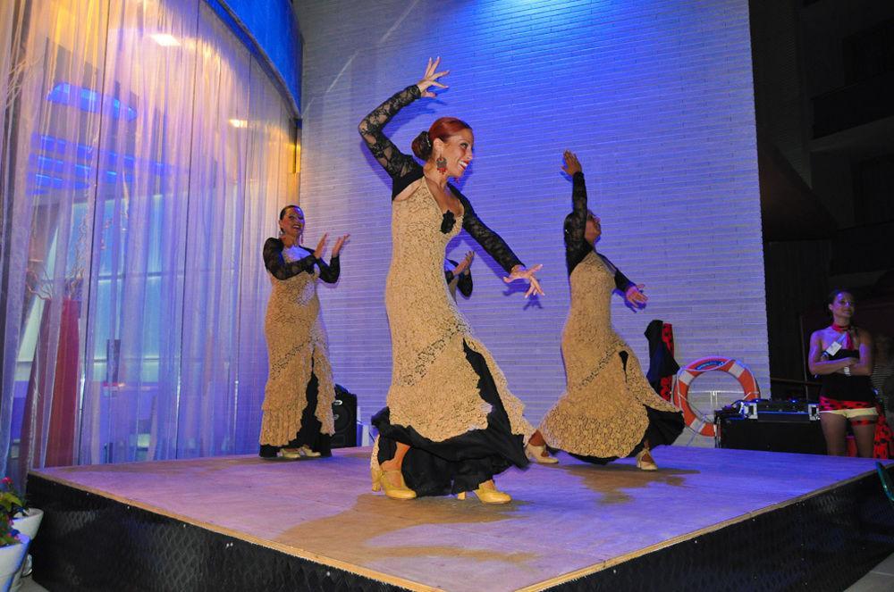 Four Elements Aparthotel 4*