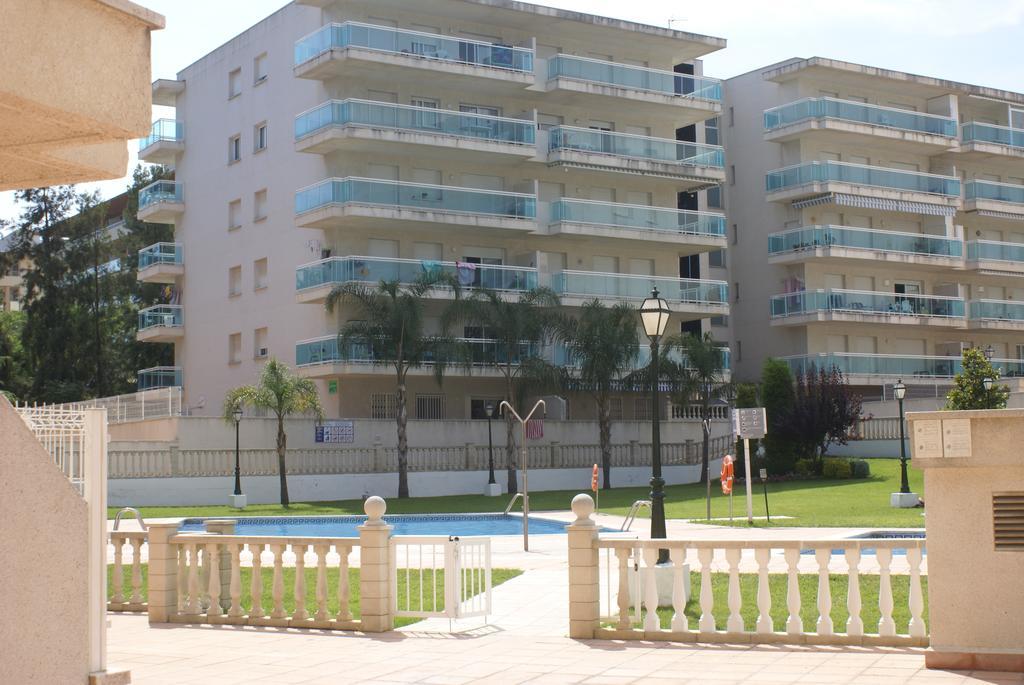 Village Park Apartment *