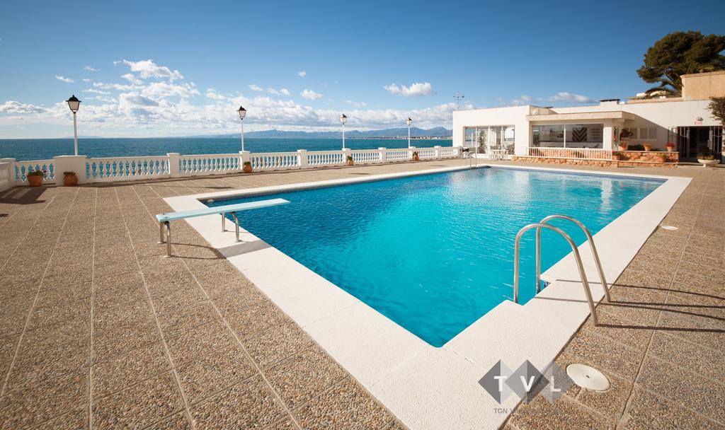 Apartment Beachfront Apartment Brussels Salou