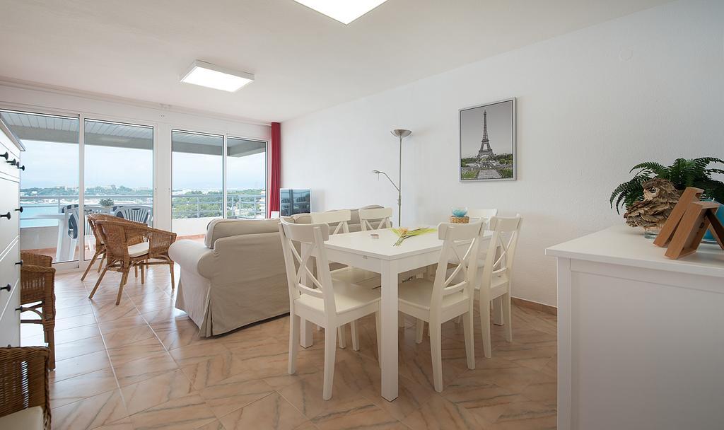 Roca Plana Tvl 33 Apartment *