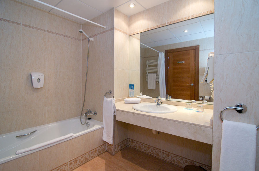 Ponient Piramide By Portaventura World 4*