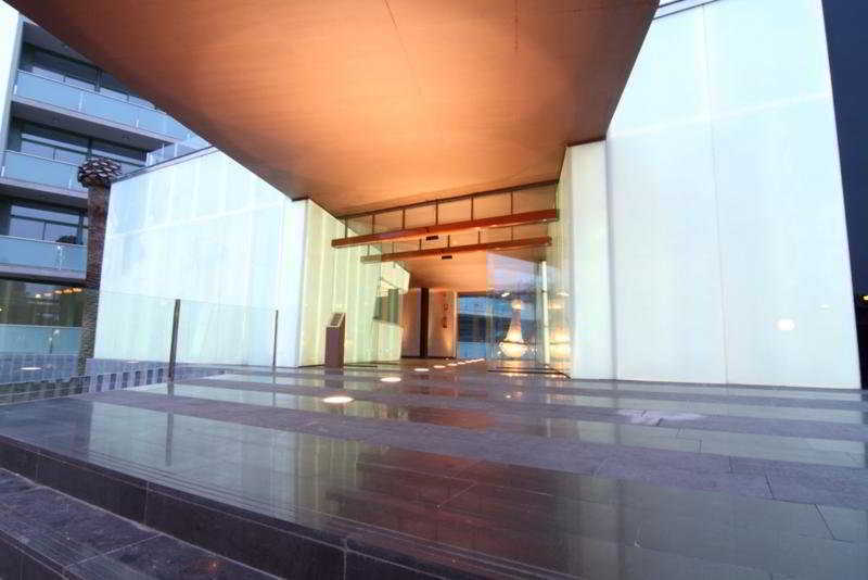 Four Elements Aparthotel 4*