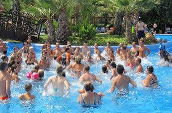 Torre De La Mora Camping 5*