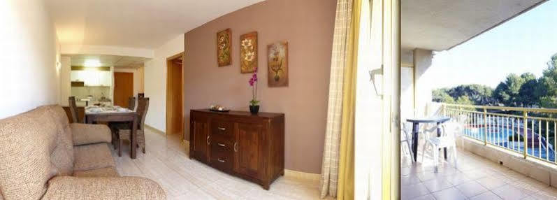 Catalonia Gardens Apartment *