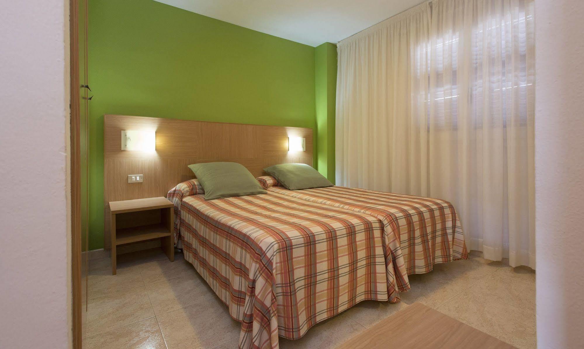 Apartahotel California Salou