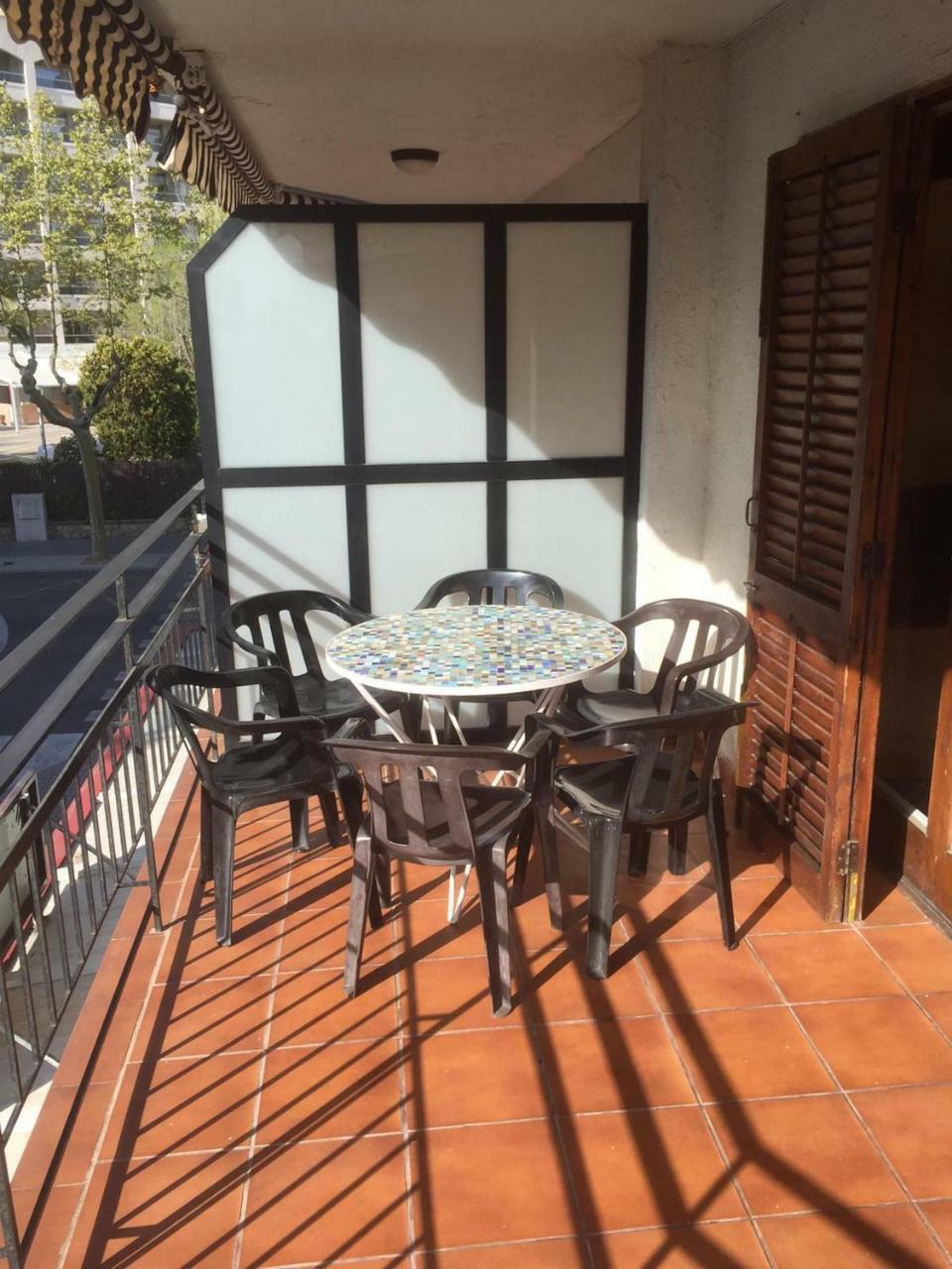 Apartment Apartment Carrer De Rodriguez Pomatta Salou