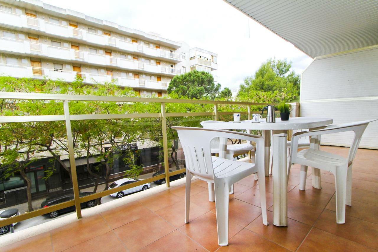 Pentathlon 2 Planet Costa Dorada Apartment