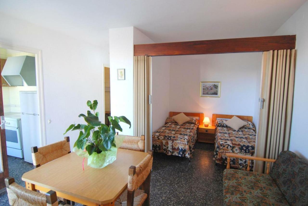 Apartment Aries Basic Salou