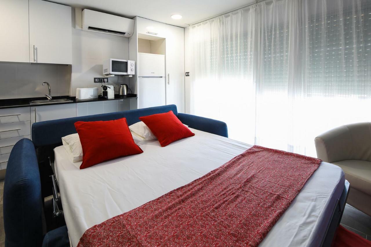 Saloublues, Penthouse, Pool, Big Terrace Apartment Salou