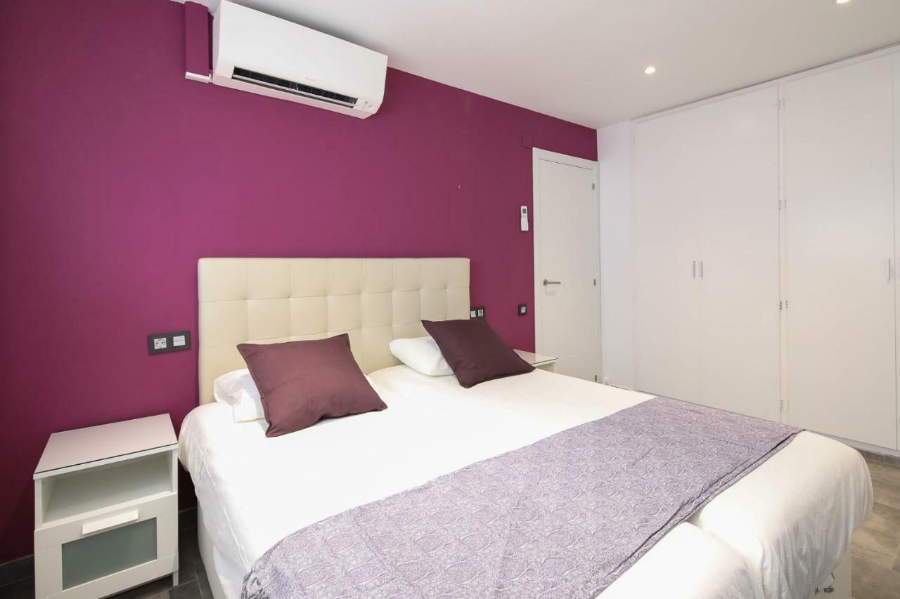 Saloublues, Penthouse, Pool, Big Terrace Appartement