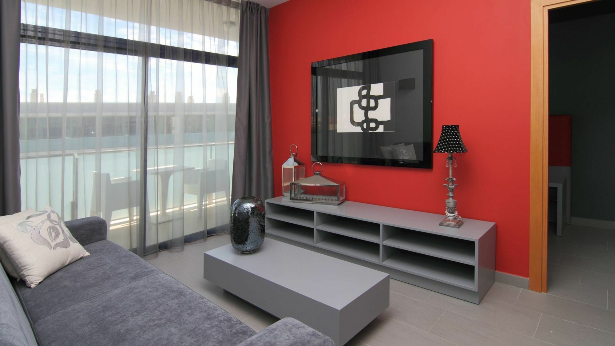 Aparthotel Four Elements 4*