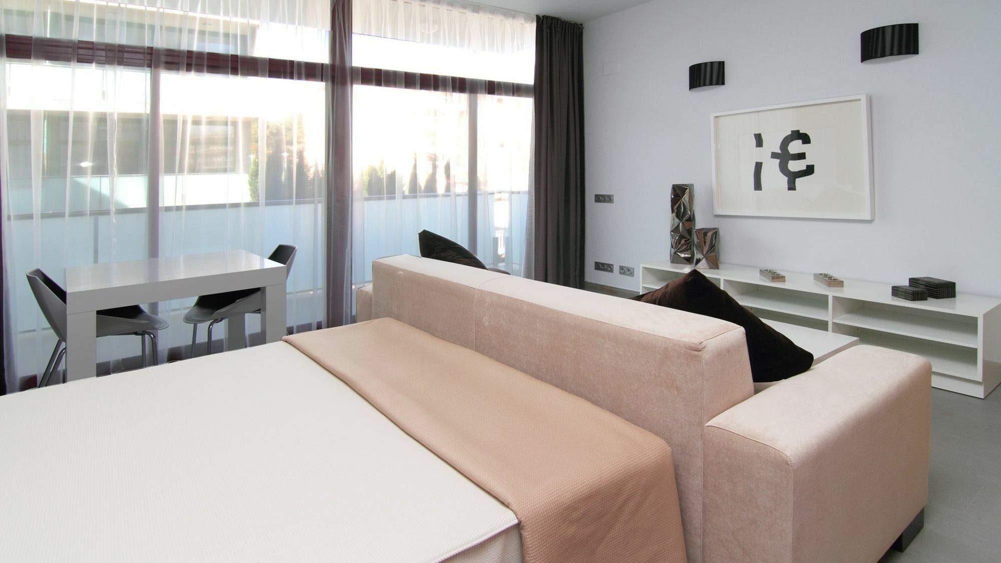Aparthotel Four Elements 4*
