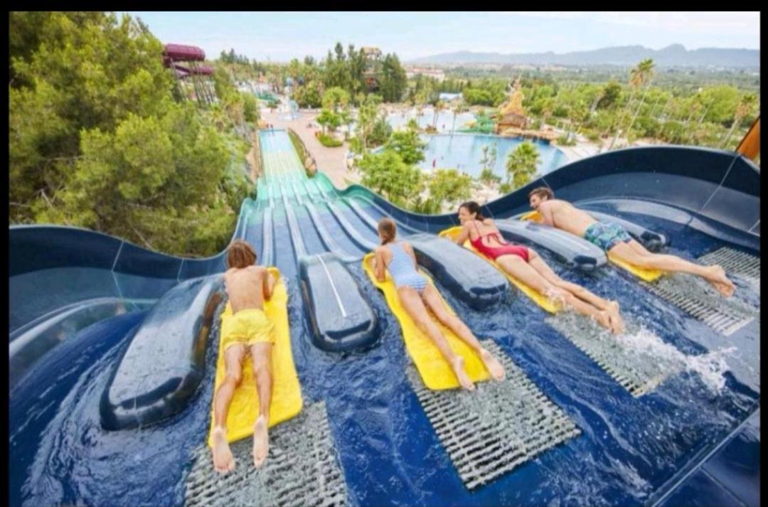 A 300m Playa,portaventura, Parking, Piscina,wi-fi Apartamento Salou