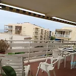 Sun Beach Diana con vistas al mar