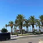 Primera Linea De Mar Con Jardin