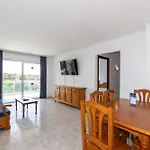 Rentalmar Ventura Village Families