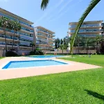 Rentalmar Ventura Village Families