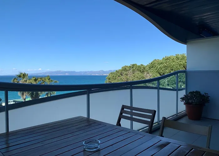 Bonito Apartamento Con Vistas Al Mar En Salou
