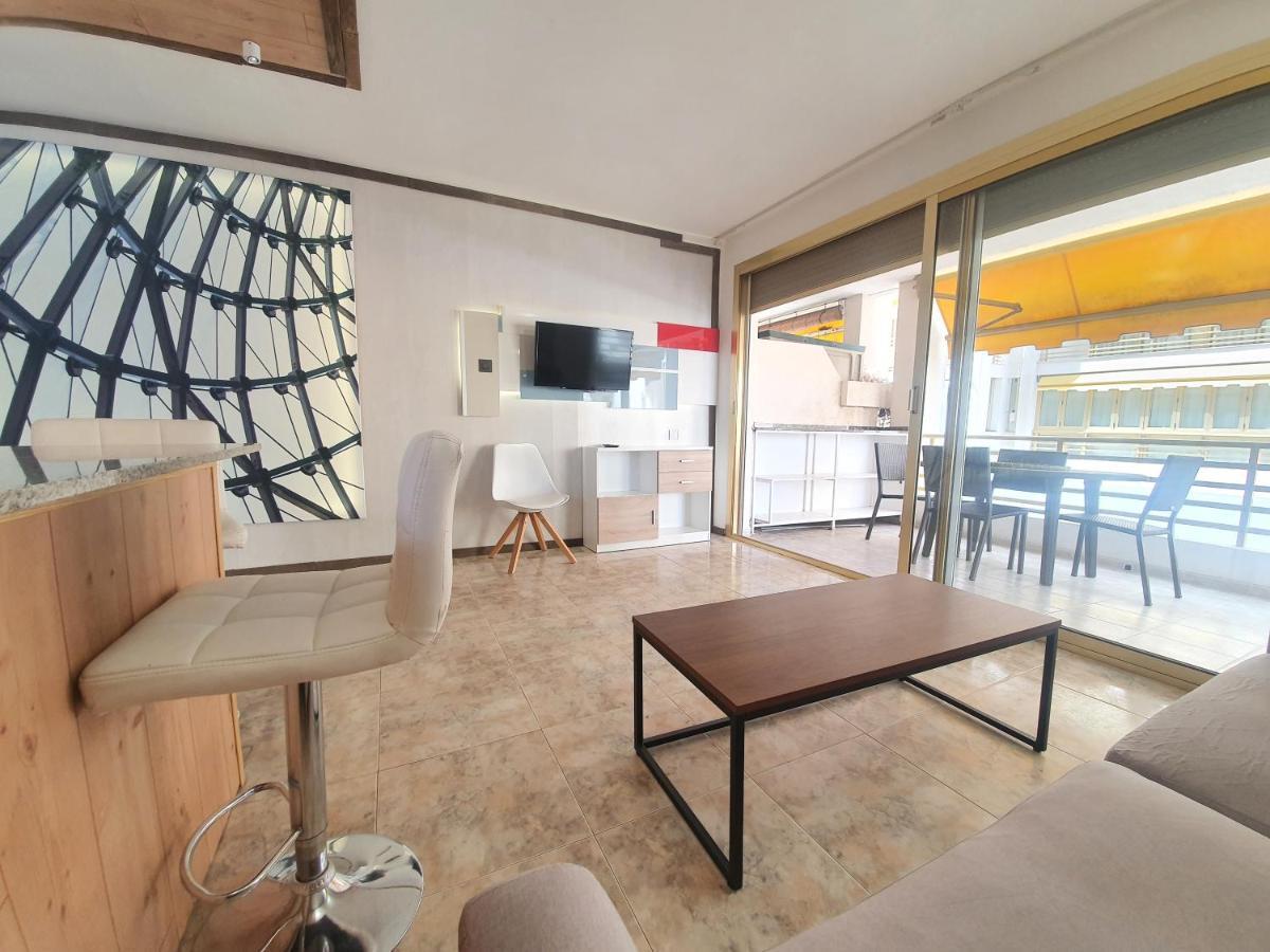 ,novelty, Primera Línea Del Mar Apartamento