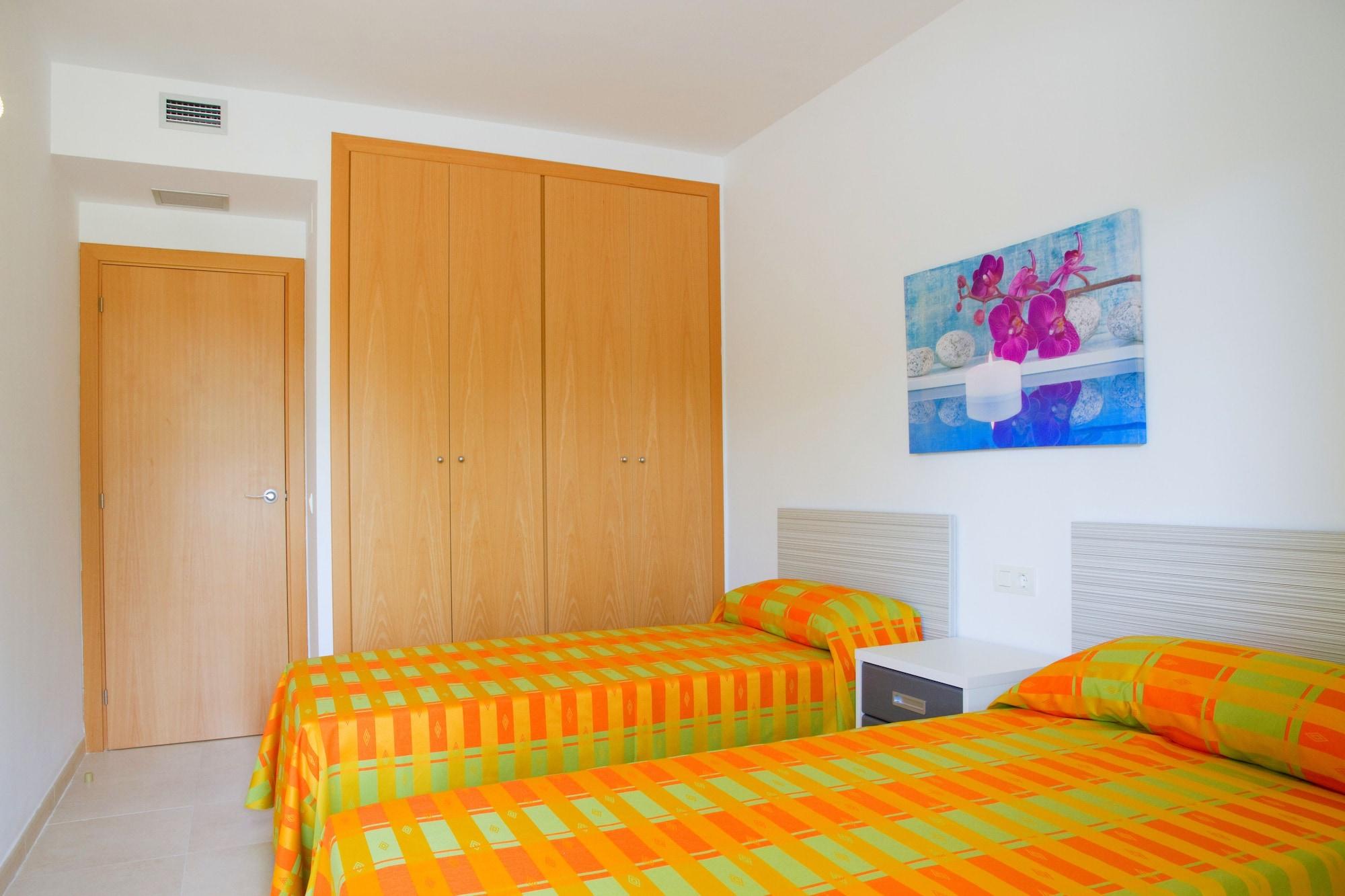 Rentalmar Families Paradise Village