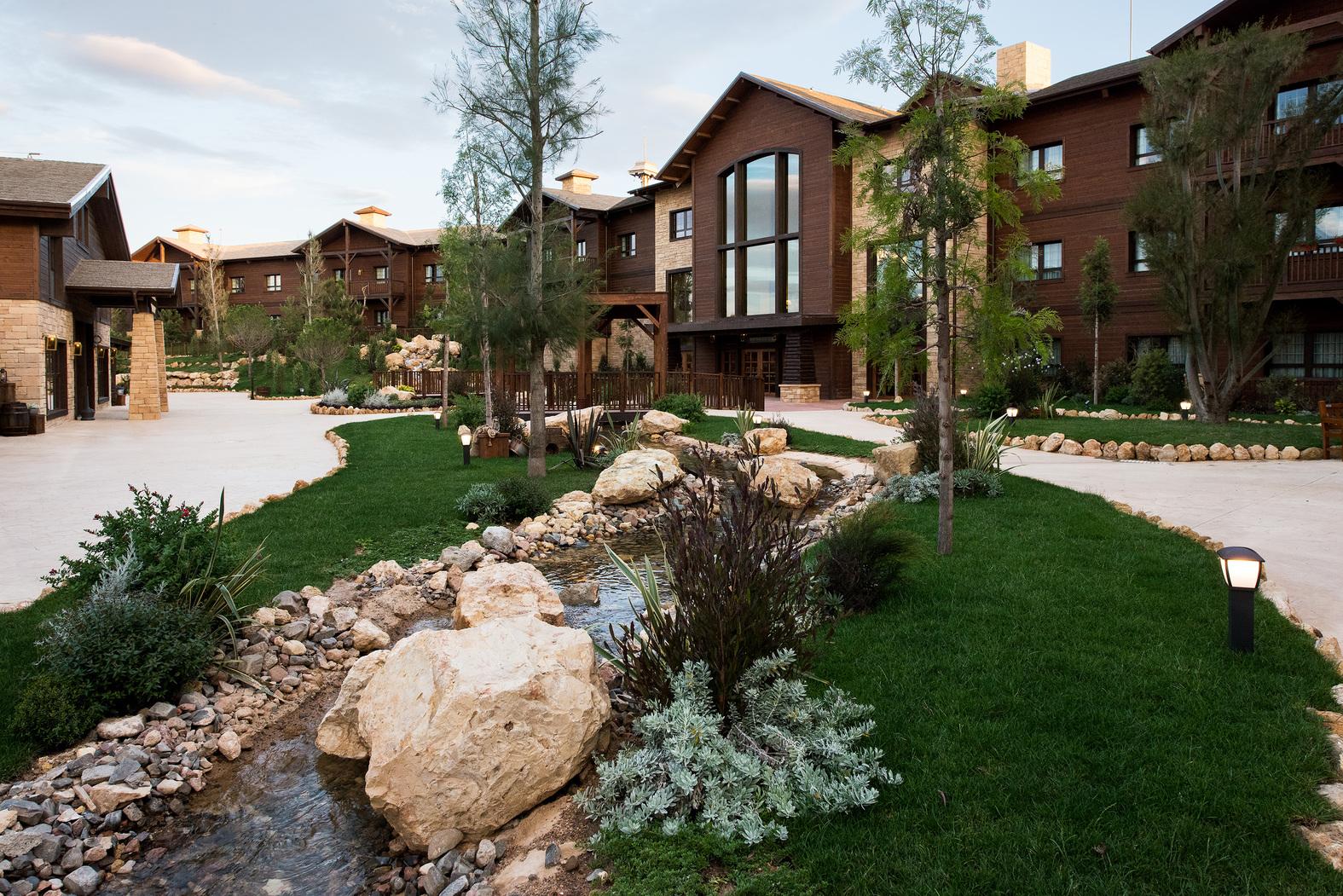 Portaventura Colorado Creek: Theme Park Access Included Hotel Salou