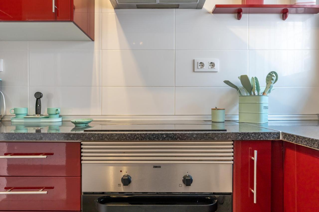 Front Retro Hideaway In Apartamento