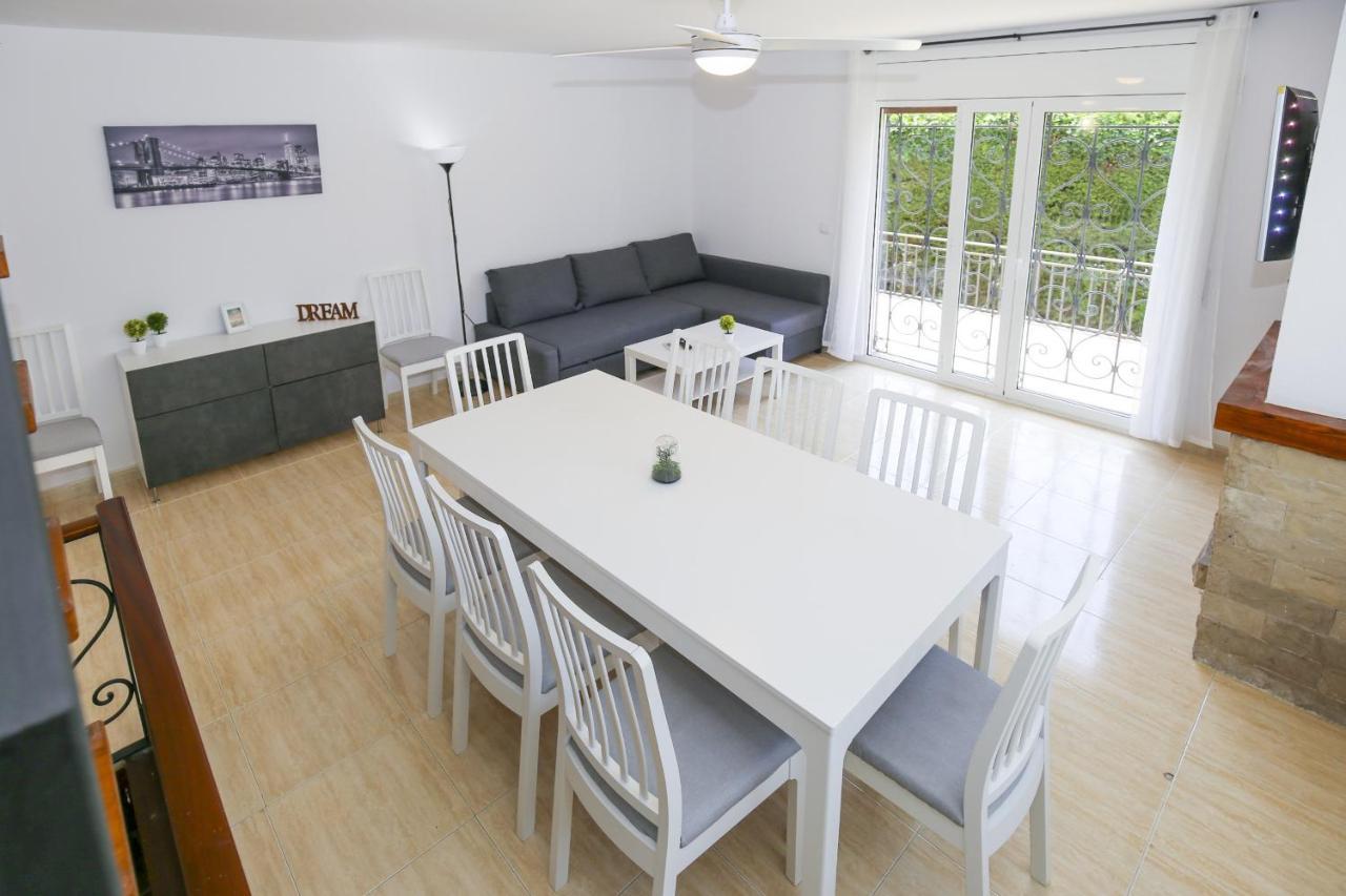 Adelfa Con Piscina Privada Planet Costa Dorada * Salou