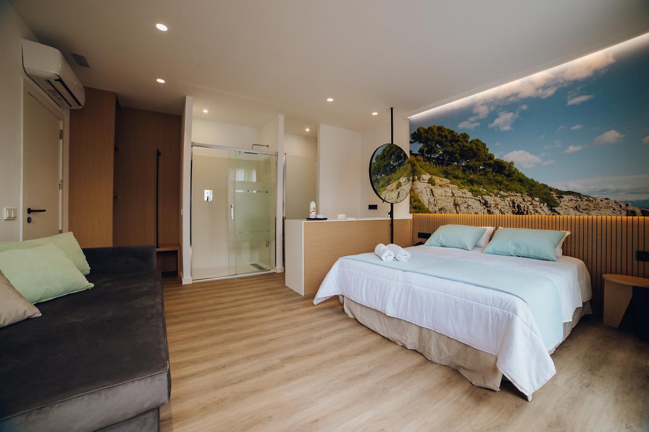 Alannia 4*