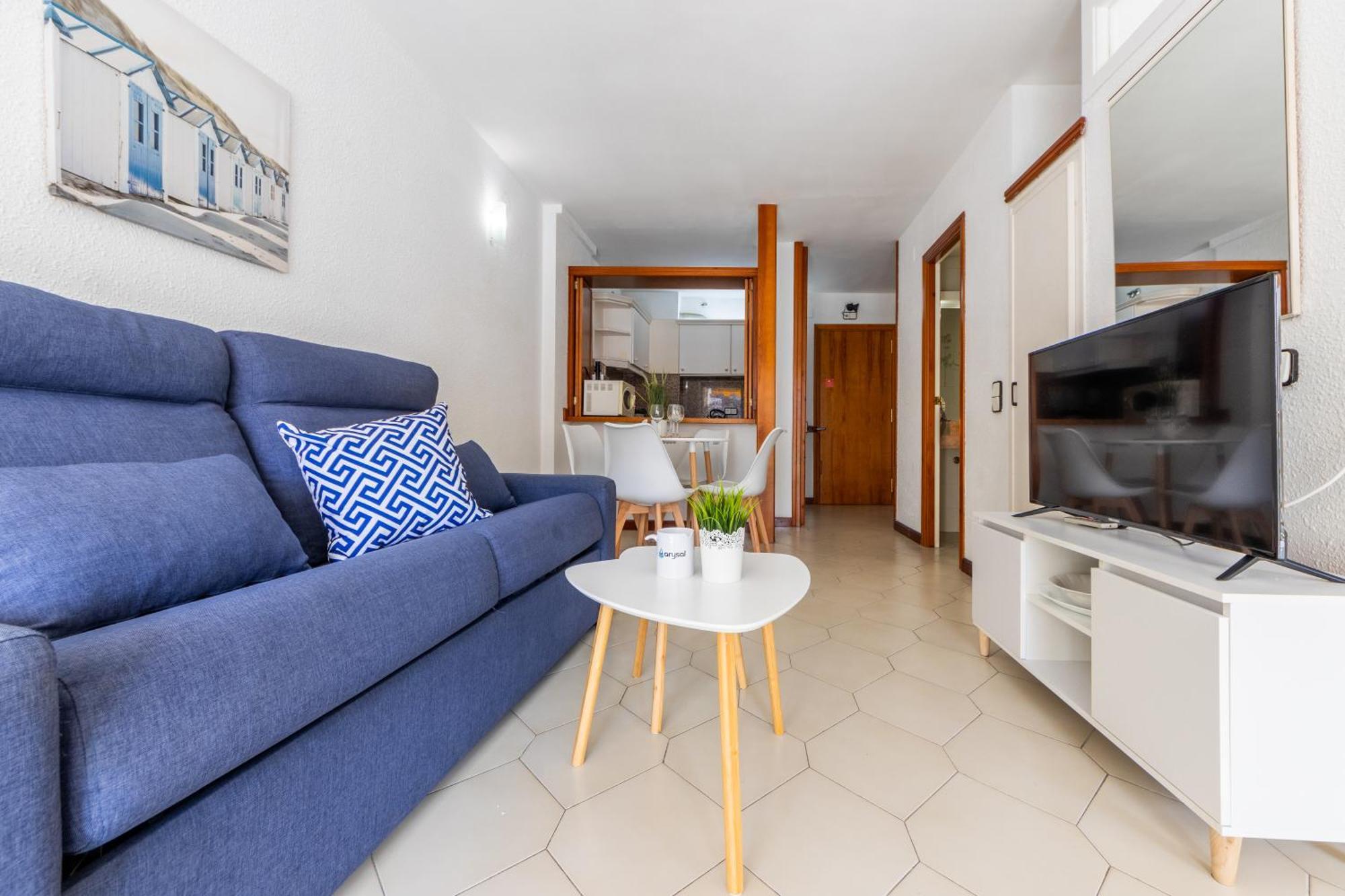 Novelty Ii Arysal 5 Apartment