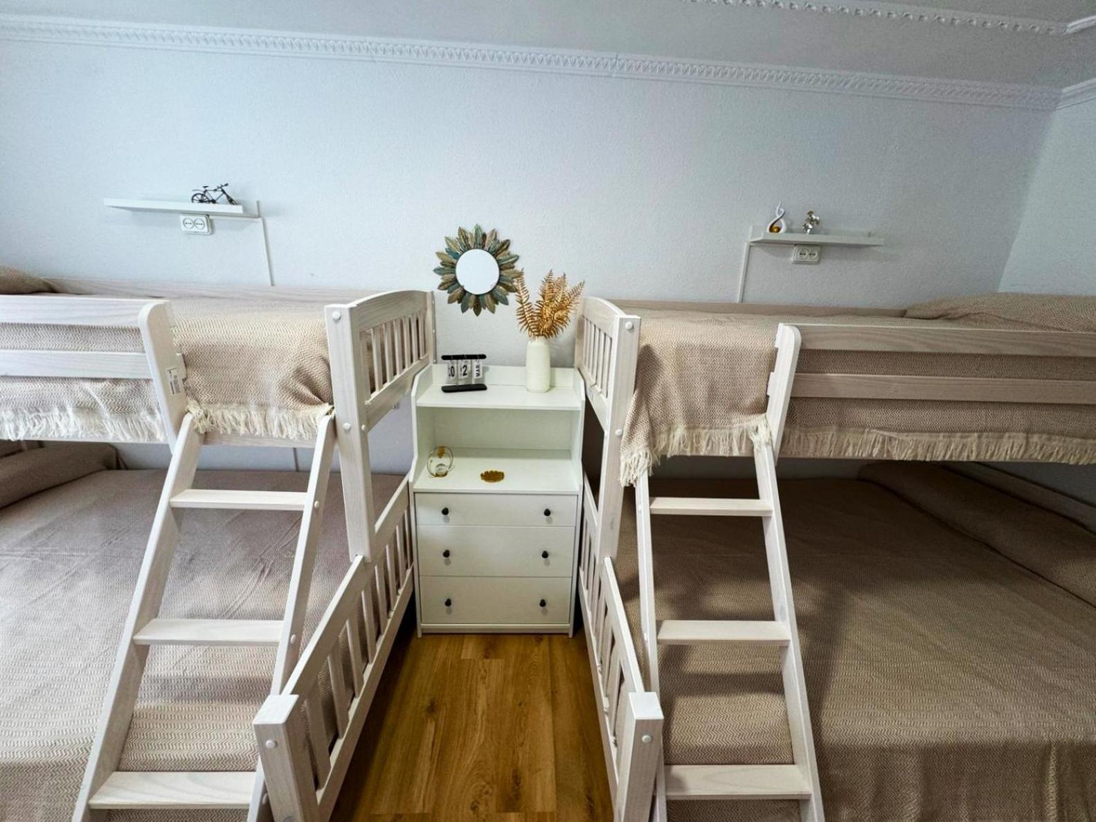 Barbastro Appartement *