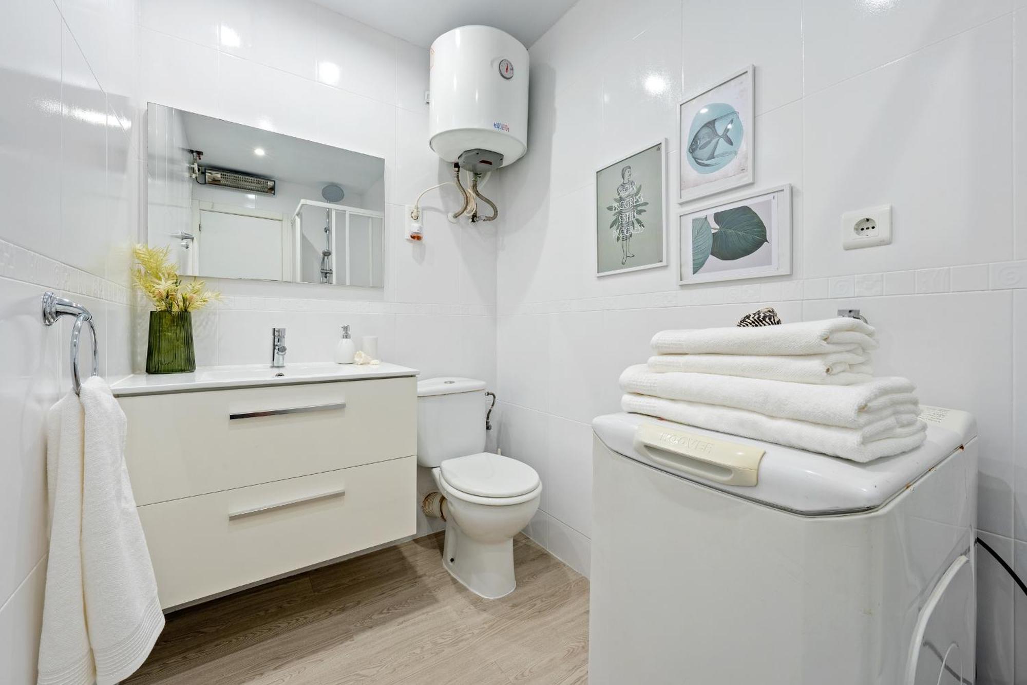 Hauzify I Sunshine Apartment *