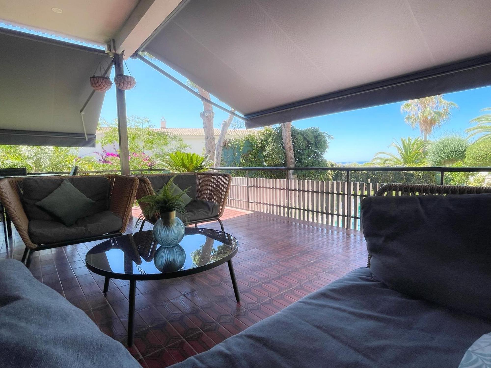 Luxurious La Paz: Beach, Port Aventura Golf * Salou
