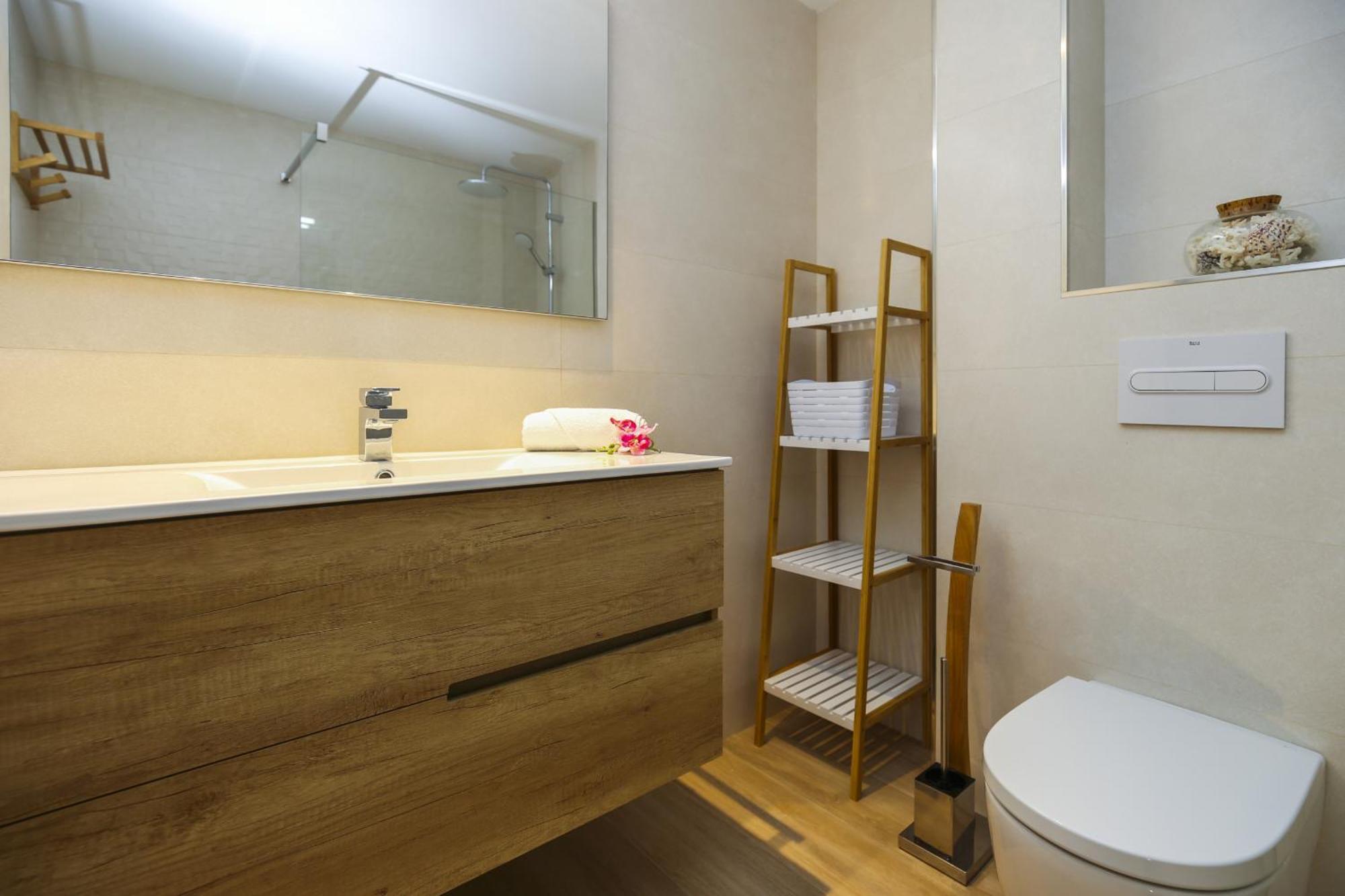 Tous 2 Only Families Planetcostadorada Apartment Salou