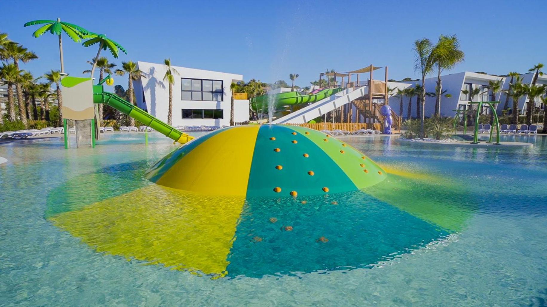 Alannia Hotel 4*
