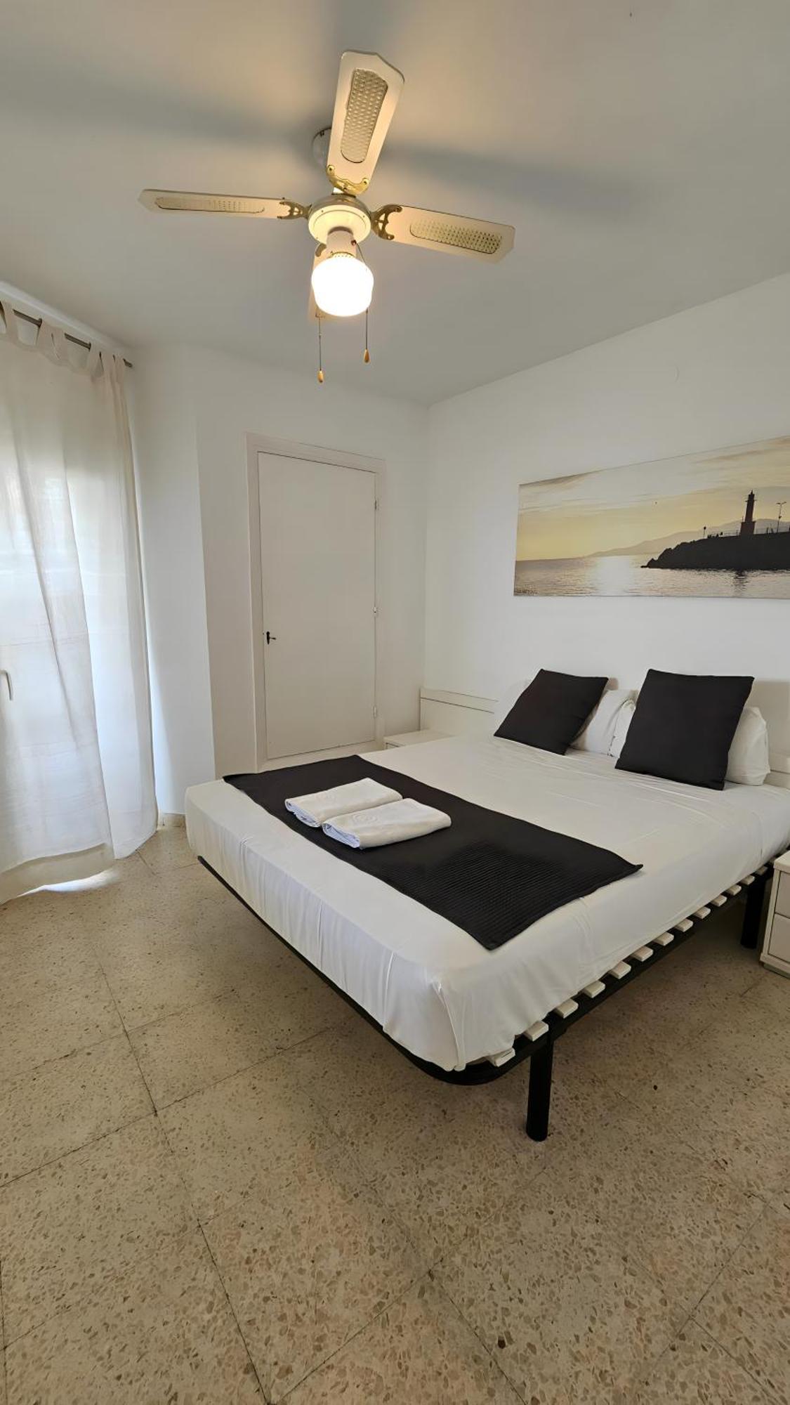 For A Sant Jordi Sunset Apartment *