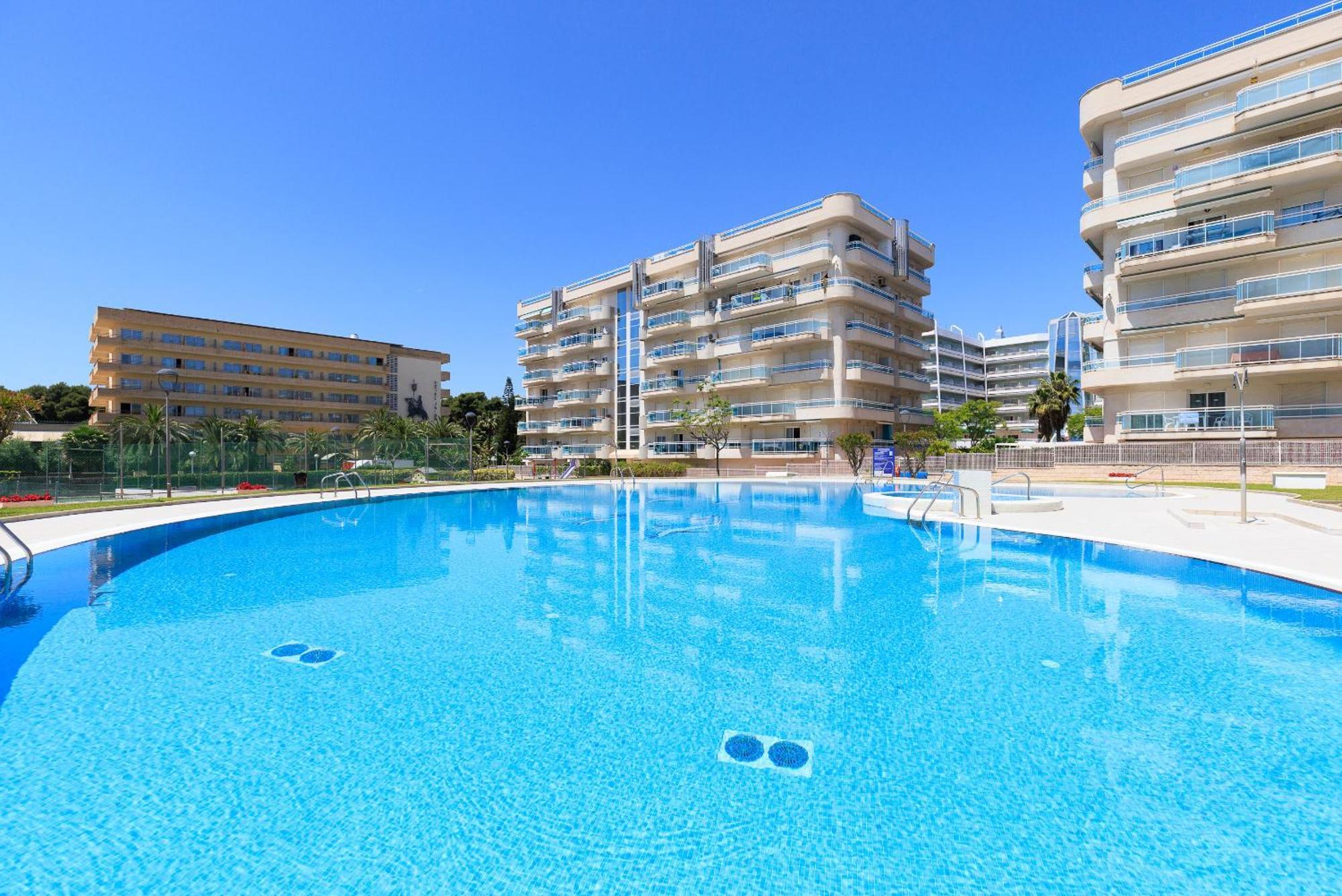 Apartment Uhc Larimar Family Complex Salou