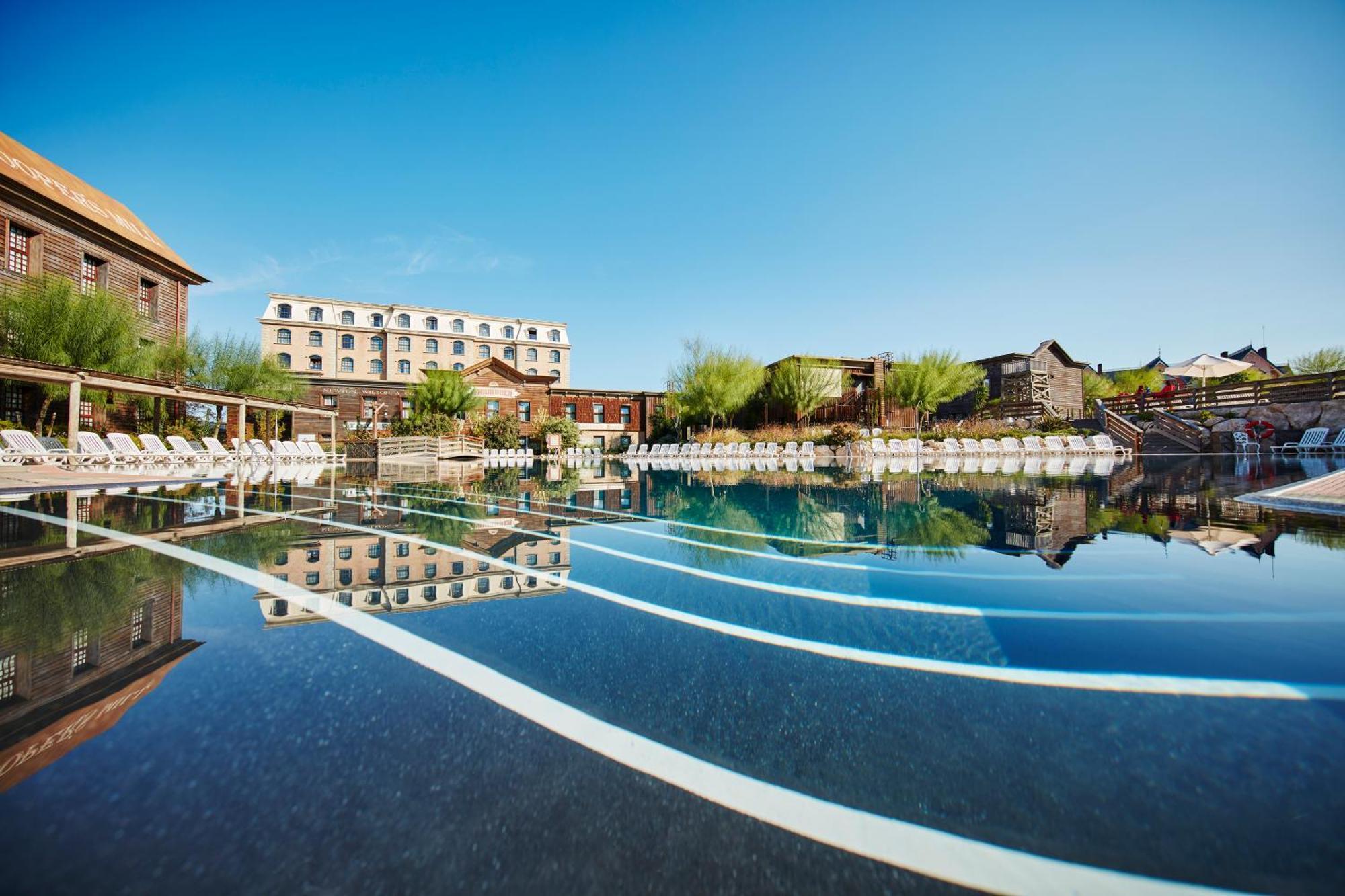 Portaventura Gold River: Theme Park Access Included 4*