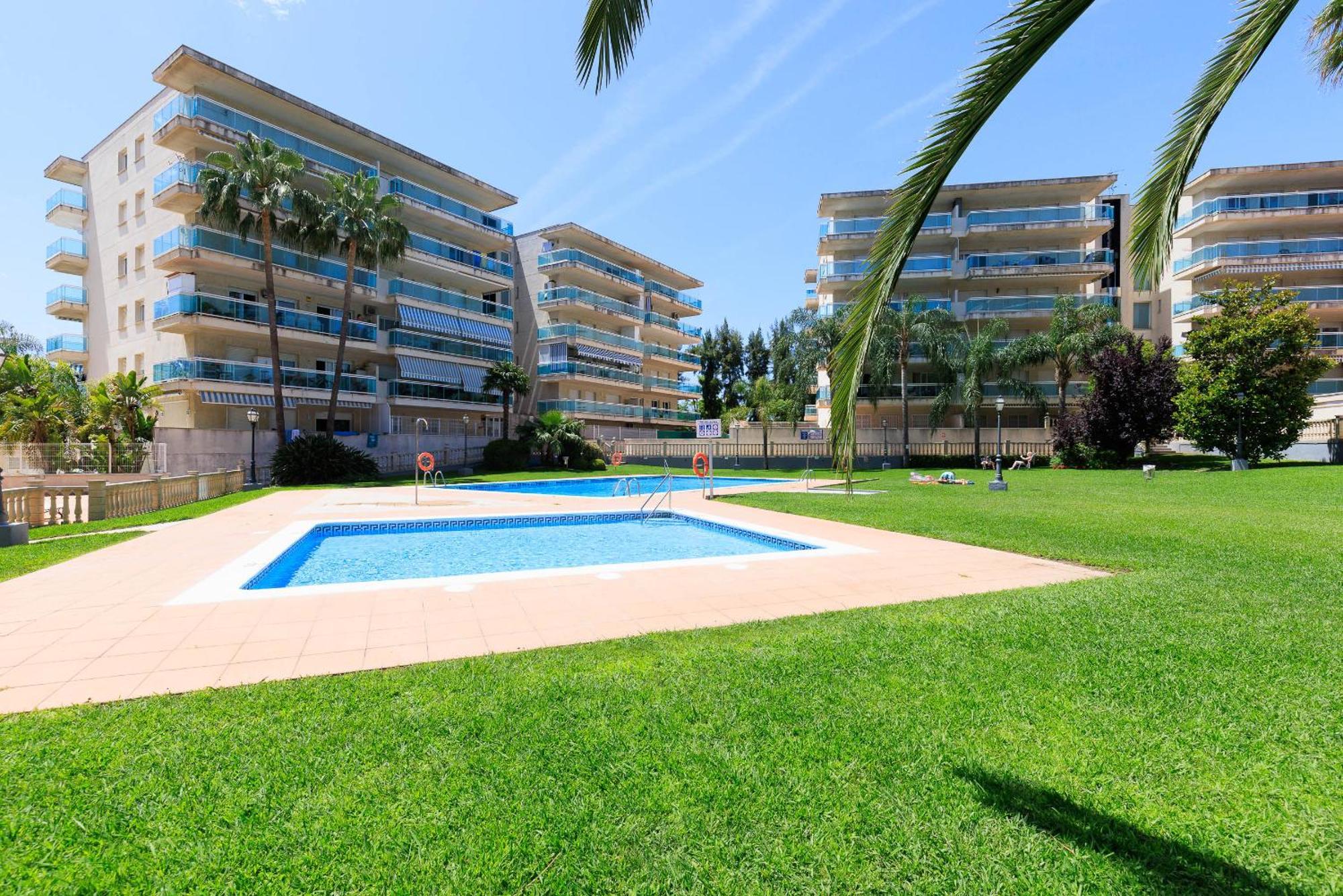 Rentalmar Ventura Village Families