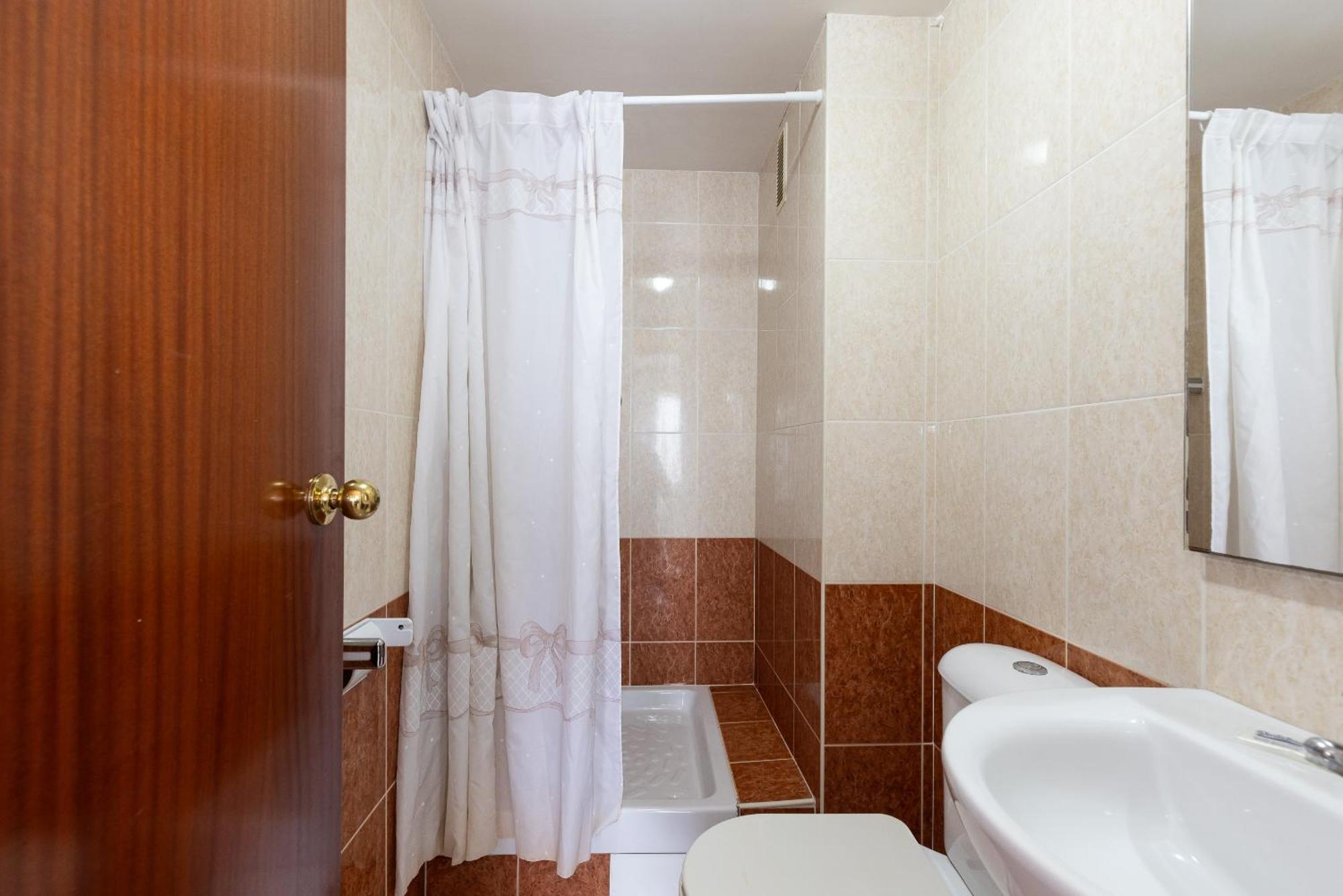 Rentalmar Ventura Village Apartment *