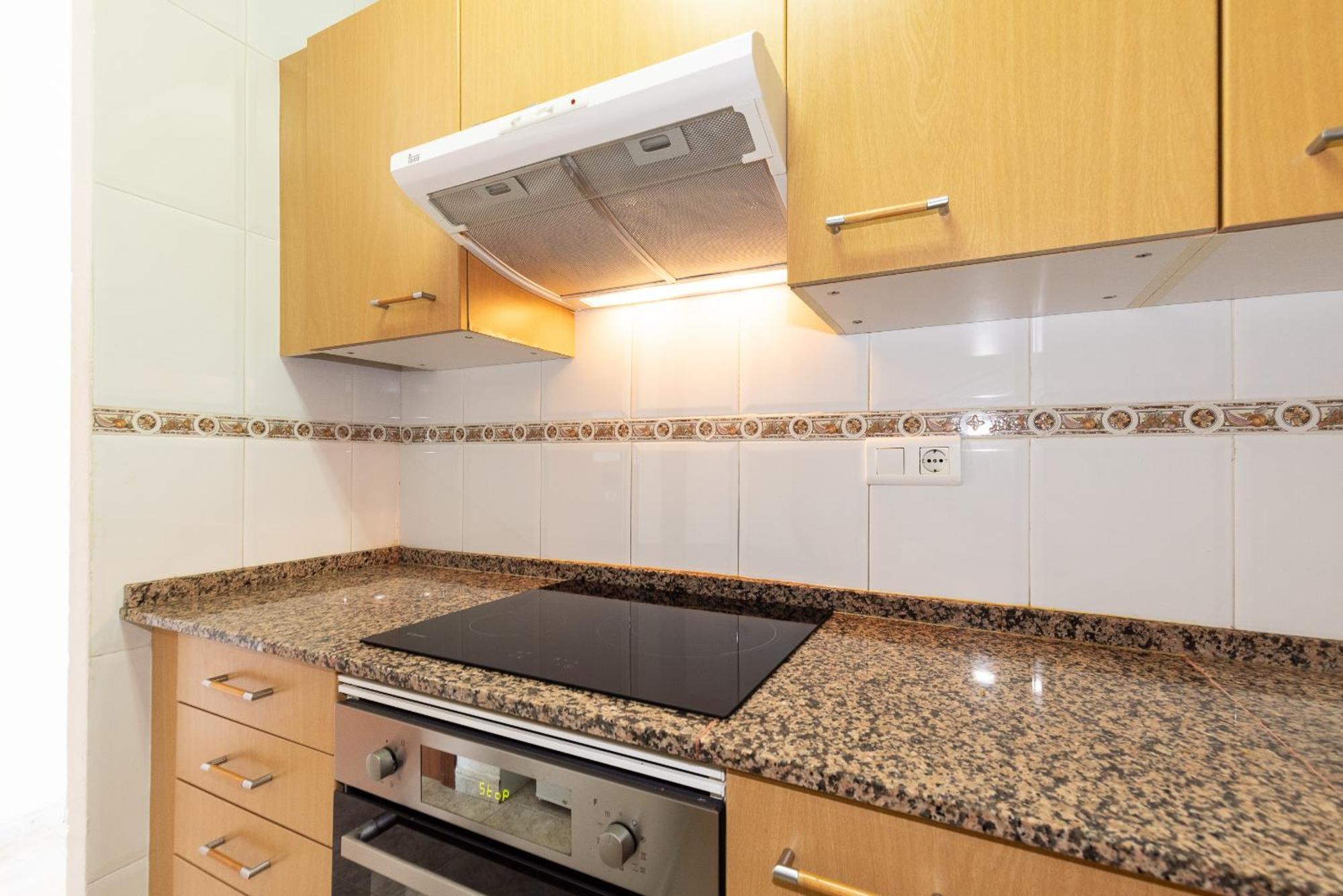 Rentalmar Ventura Village Apartment *