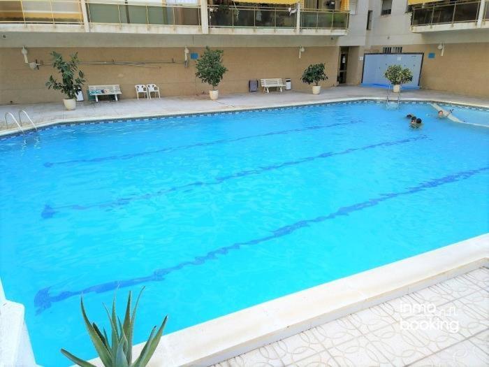 Atico Escaladei , Centrico Y Con Piscina Apartment *