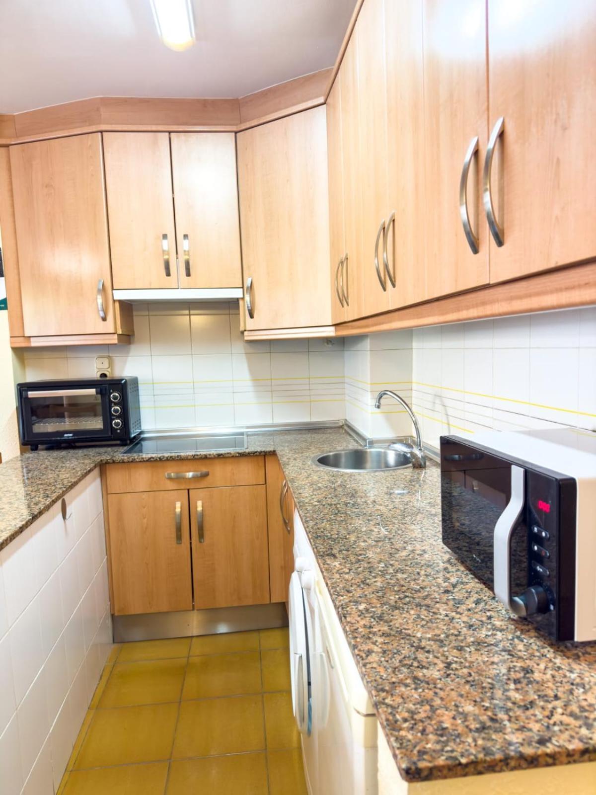 Barbastrosalou Apartamento *