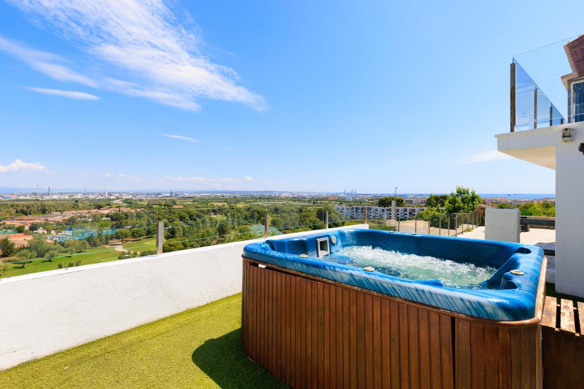 Panoramic X Villa