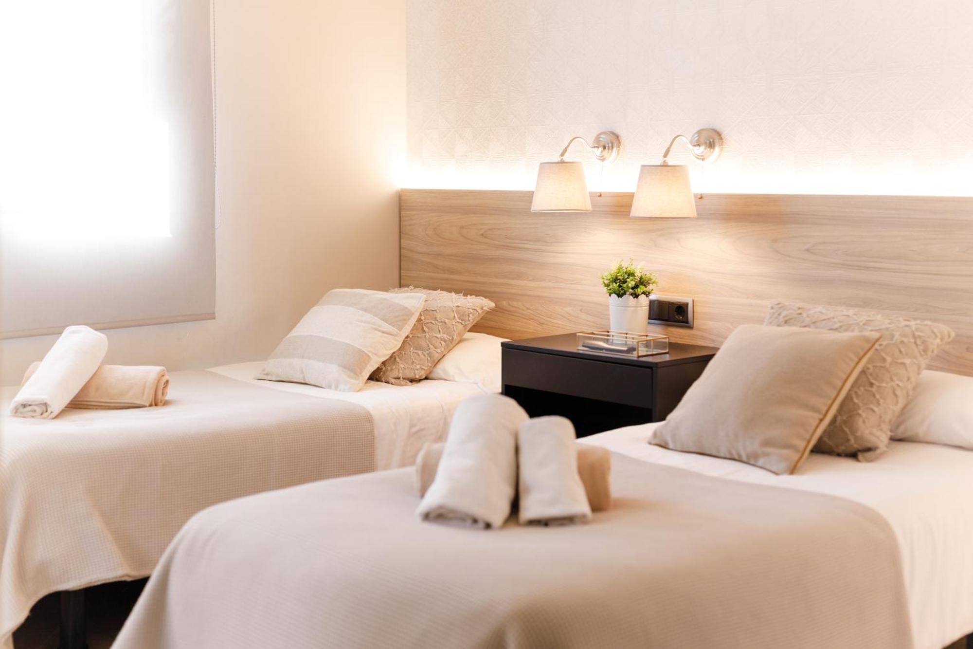 Luxurious La Paz: Beach, Port Aventura Golf Salou