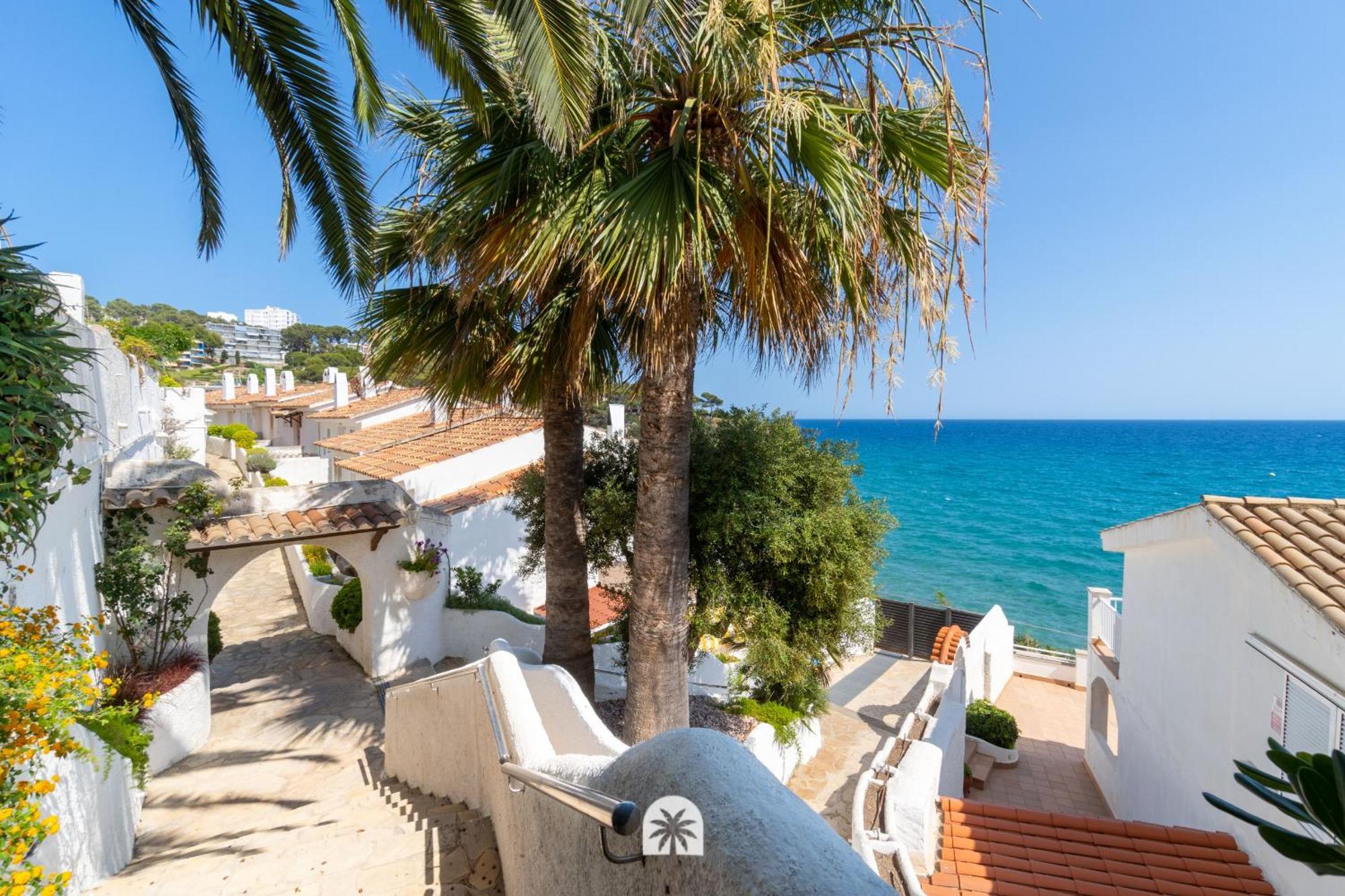 Mediterranean Way - Cases Blanques *