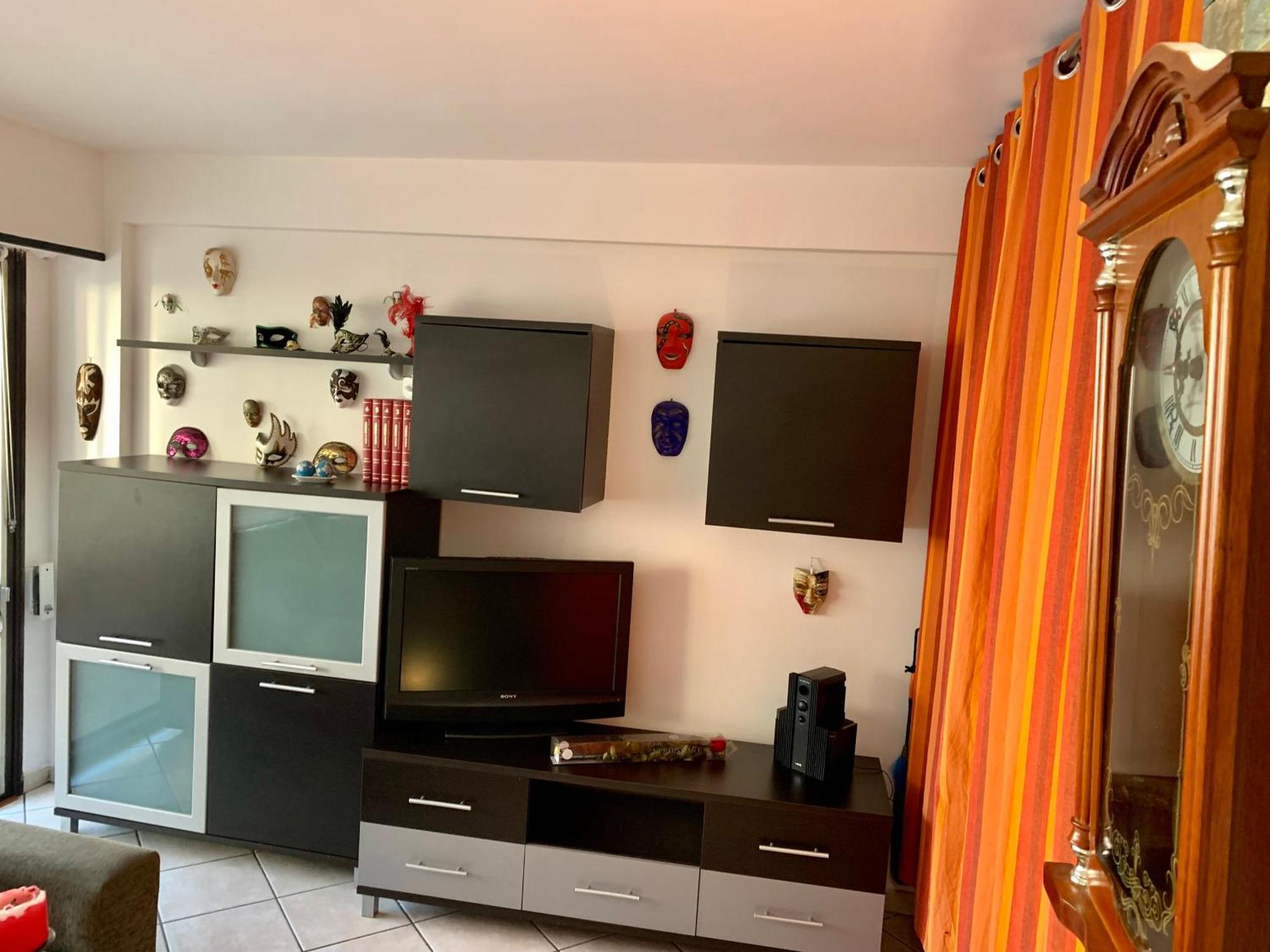 Apartment Salouru